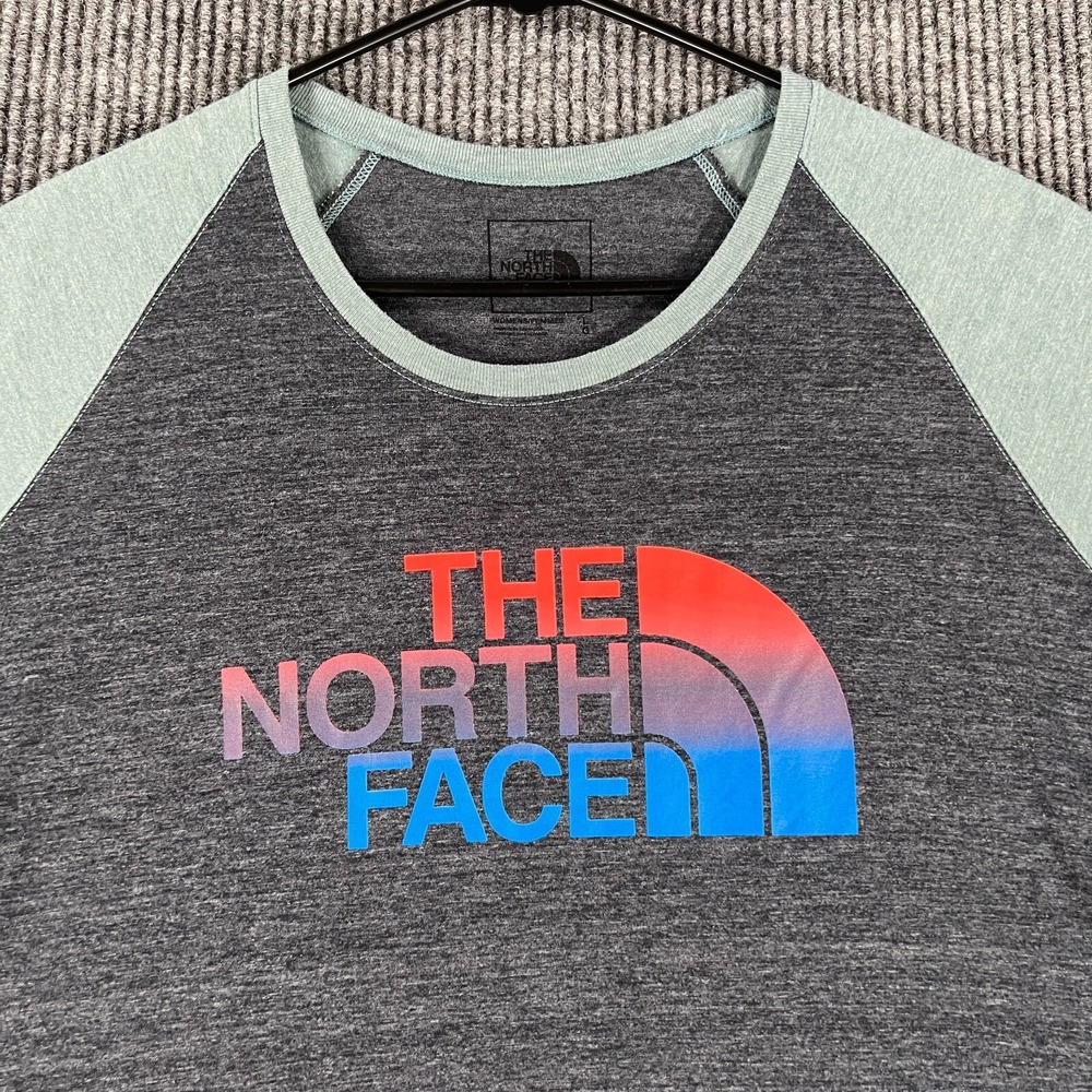 The North Face Womens Shirt Large Gray Short Sleeve Half Dome Logo Outdoor Hike